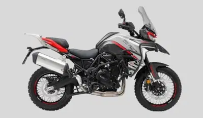 Benelli TRK 702X (2026) nuova