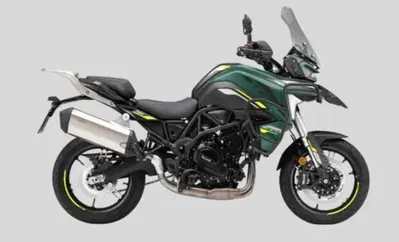 Benelli TRK 702 (2026) nuova