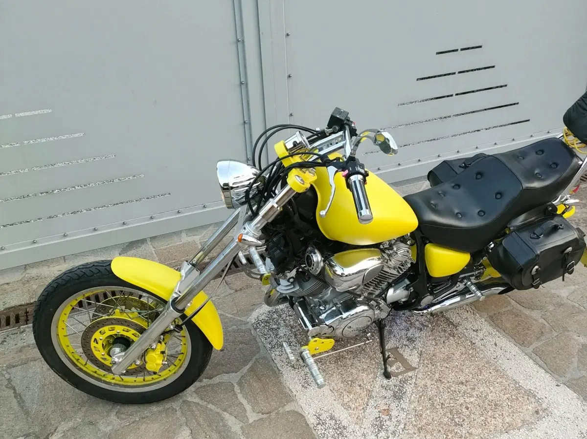 Yamaha XV 750 (1992 - 97) (2)