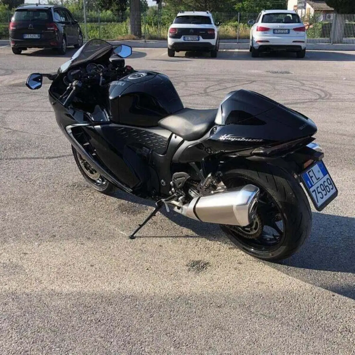 Suzuki GSX 1300 R Hayabusa (2021 - 24) (4)
