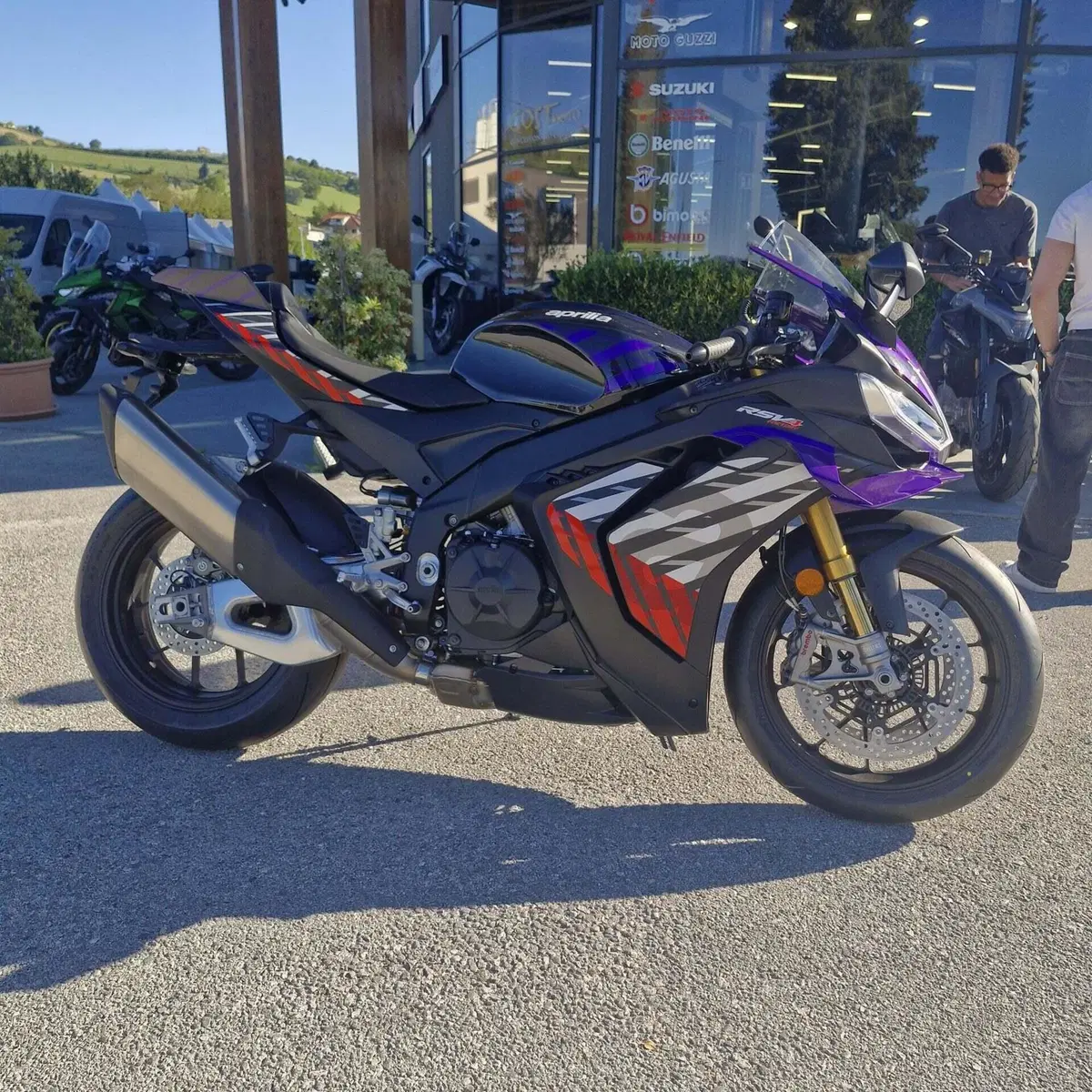Aprilia RSV4 1100 Factory (2025 - 26) (2)