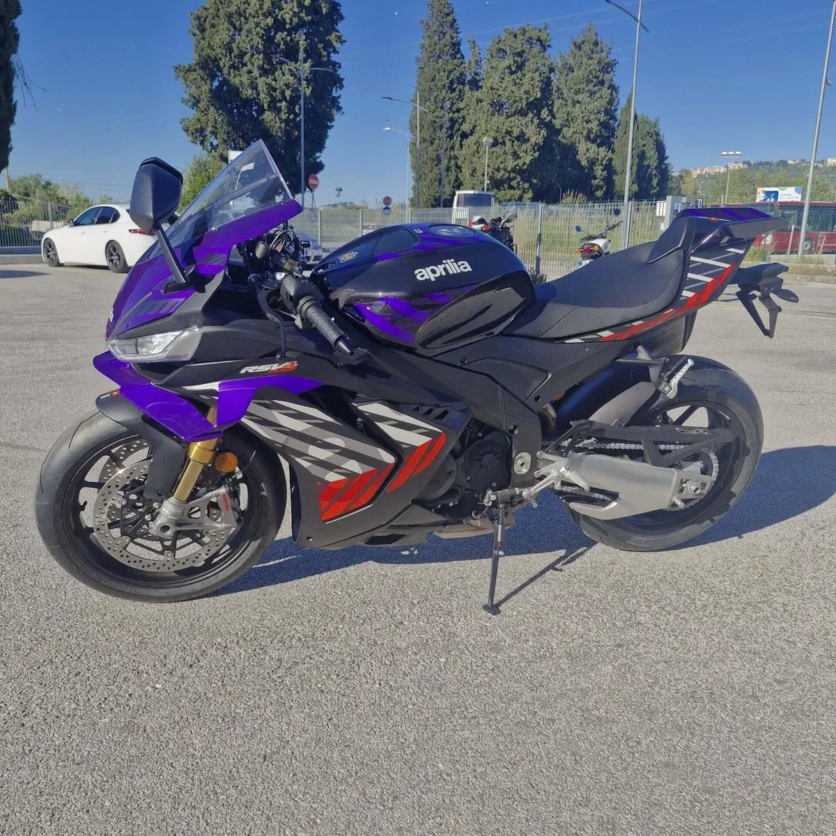 Aprilia RSV4 1100 Factory (2025 - 26) (6)
