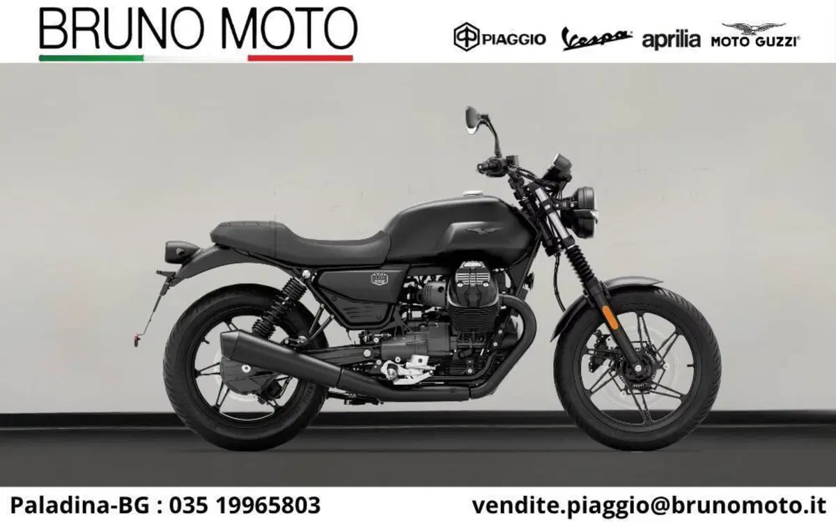 Moto Guzzi V7 Stone (2025 - 26)