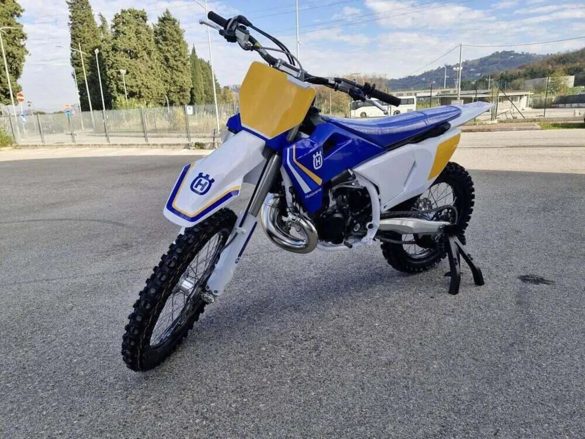 Husqvarna TC 300 (2025 - 26) (2)