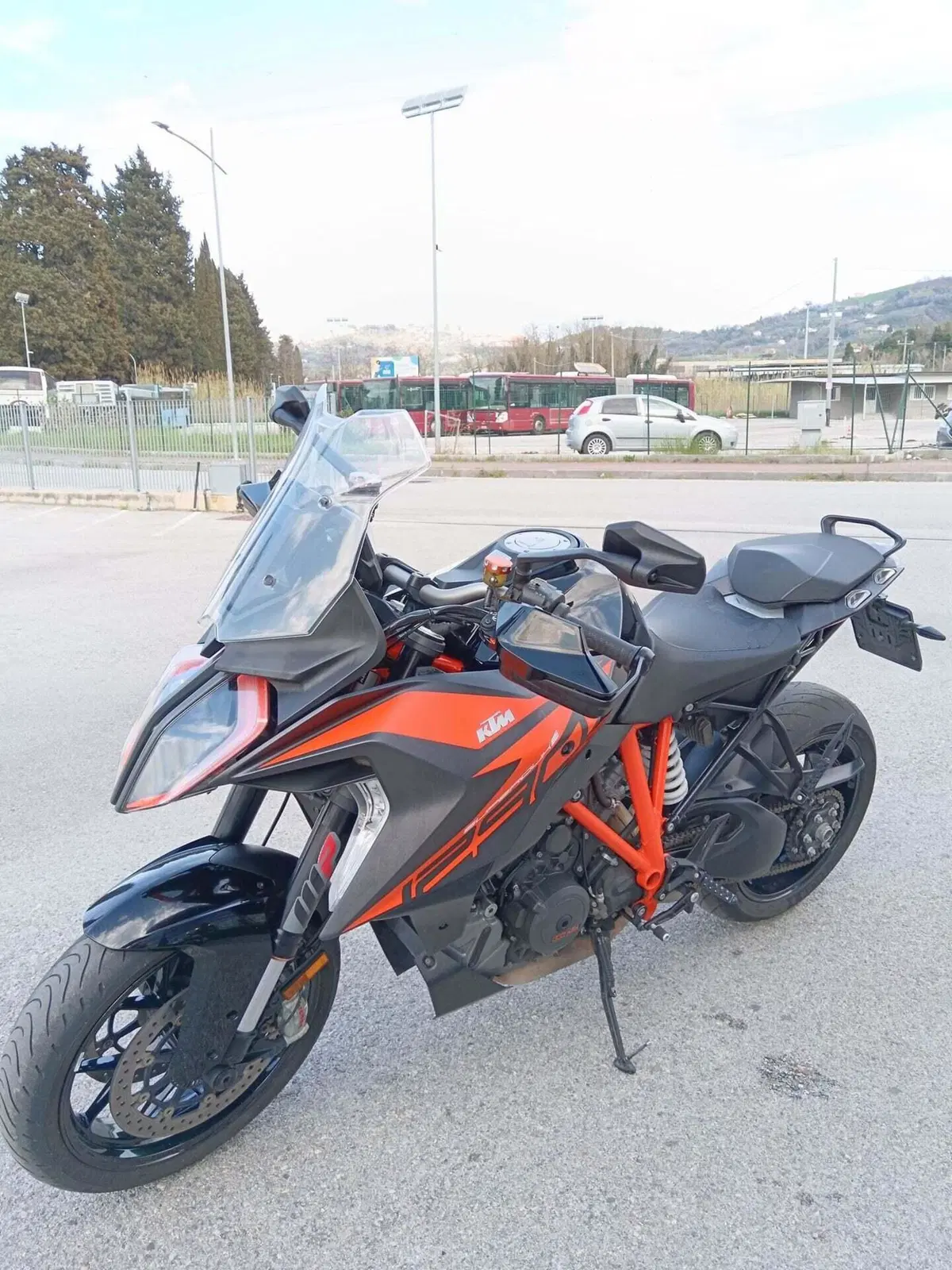 KTM 1290 Super Duke GT (2019 - 20) (4)