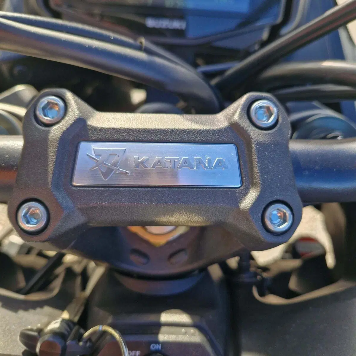 Suzuki Katana 1000 Jindachi (2019 - 20) (5)