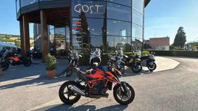 KTM 1290 Super Duke R (2021) usata