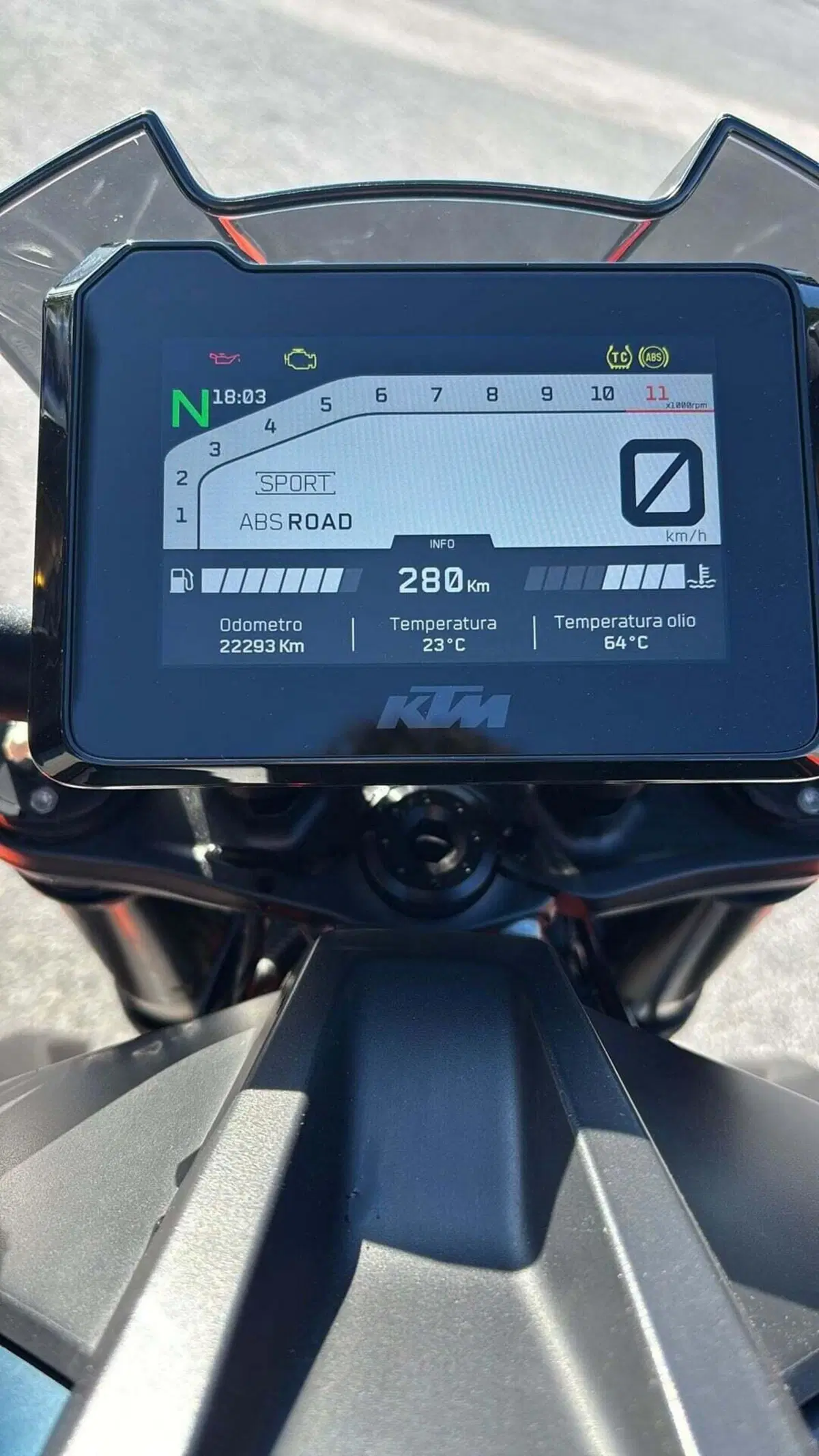 KTM 1290 Super Duke R (2021) (8)