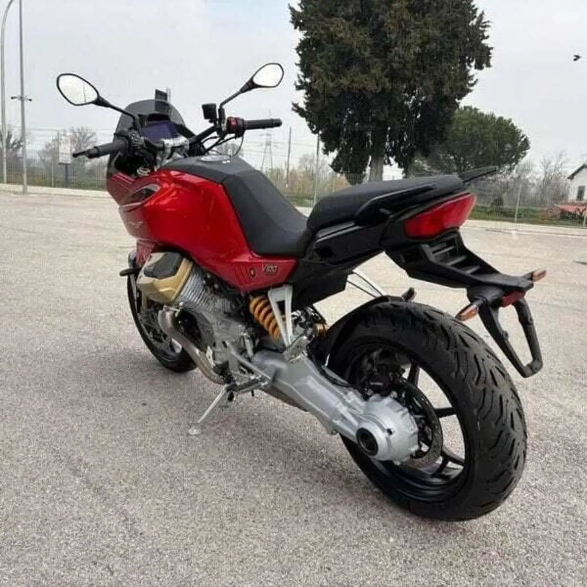 Moto Guzzi V100 Mandello Wind Tunnel (2025 - 26) (5)