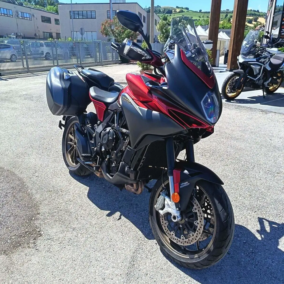MV Agusta Turismo Veloce 800 Lusso (2021 - 23) (3)