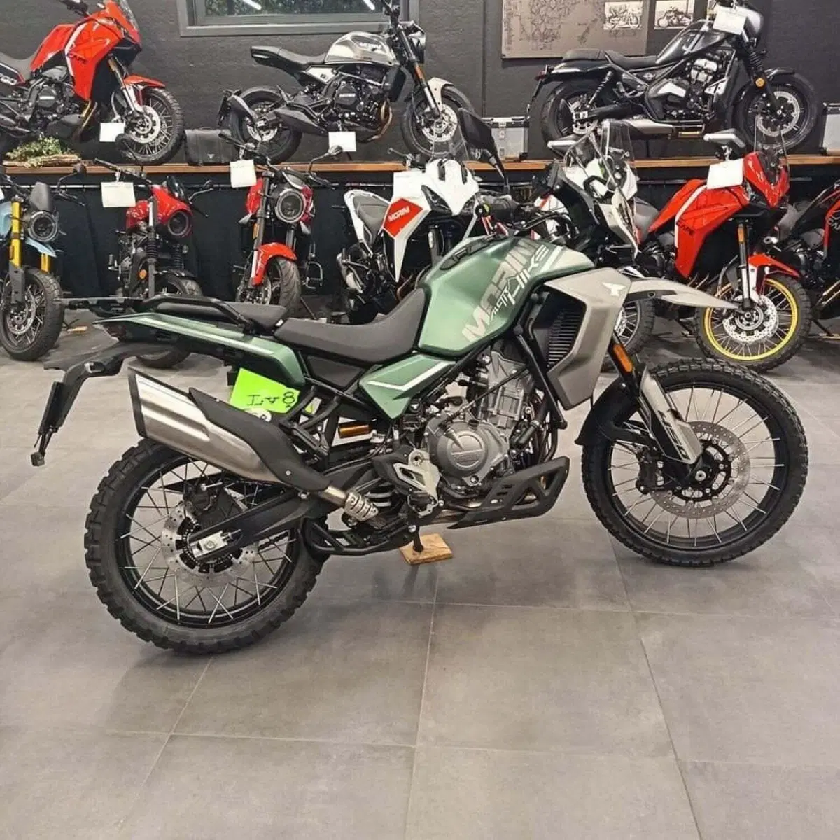 Moto Morini Allthrike 450 (2025 - 26) (2)