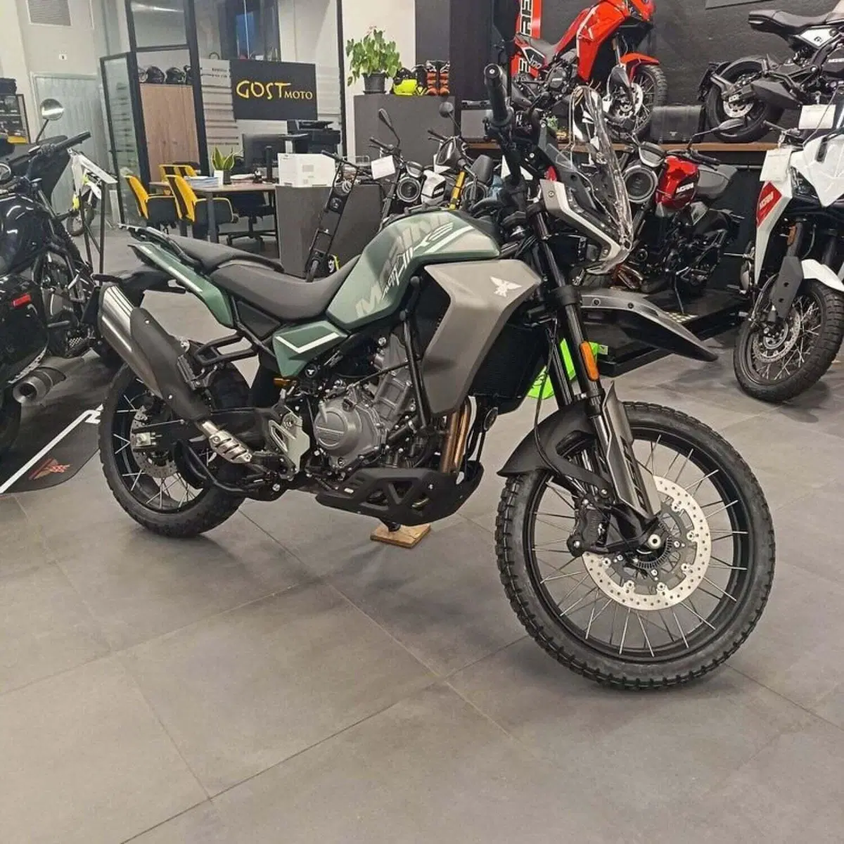 Moto Morini Allthrike 450 (2025 - 26) (3)