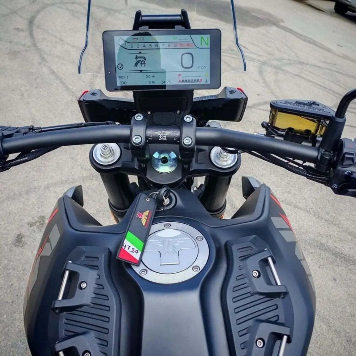 Moto Morini Allthrike 450 (2025 - 26) (7)