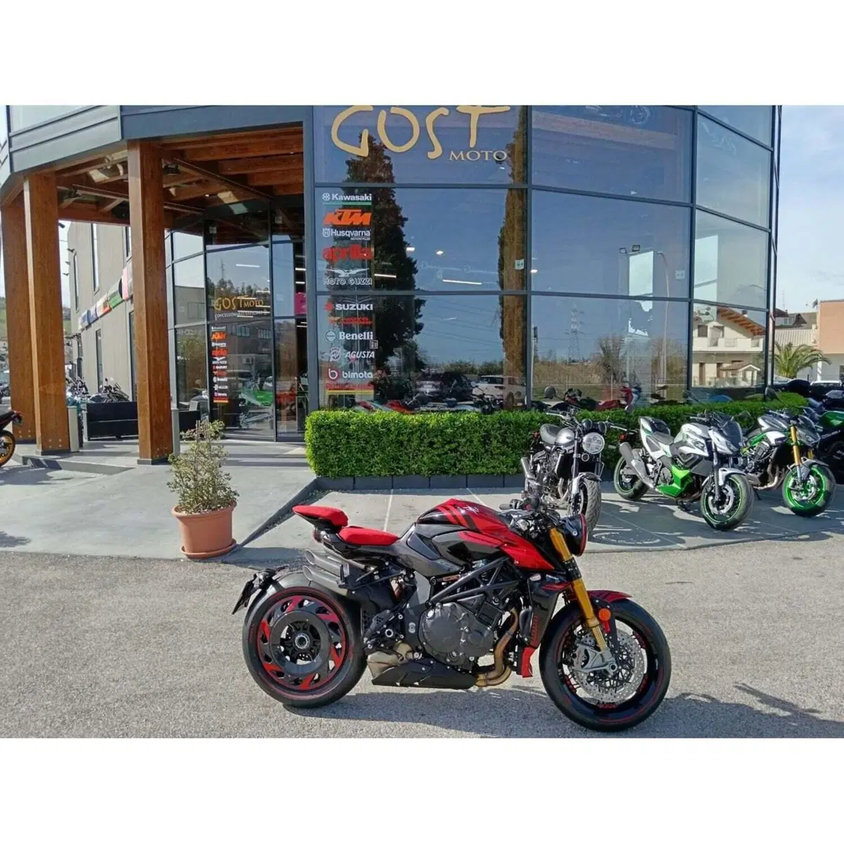 MV Agusta Rush 1000 (2023 - 26) (2)