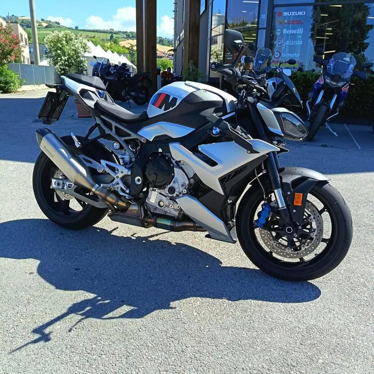 Bmw M 1000 R (2025 - 27) (2)