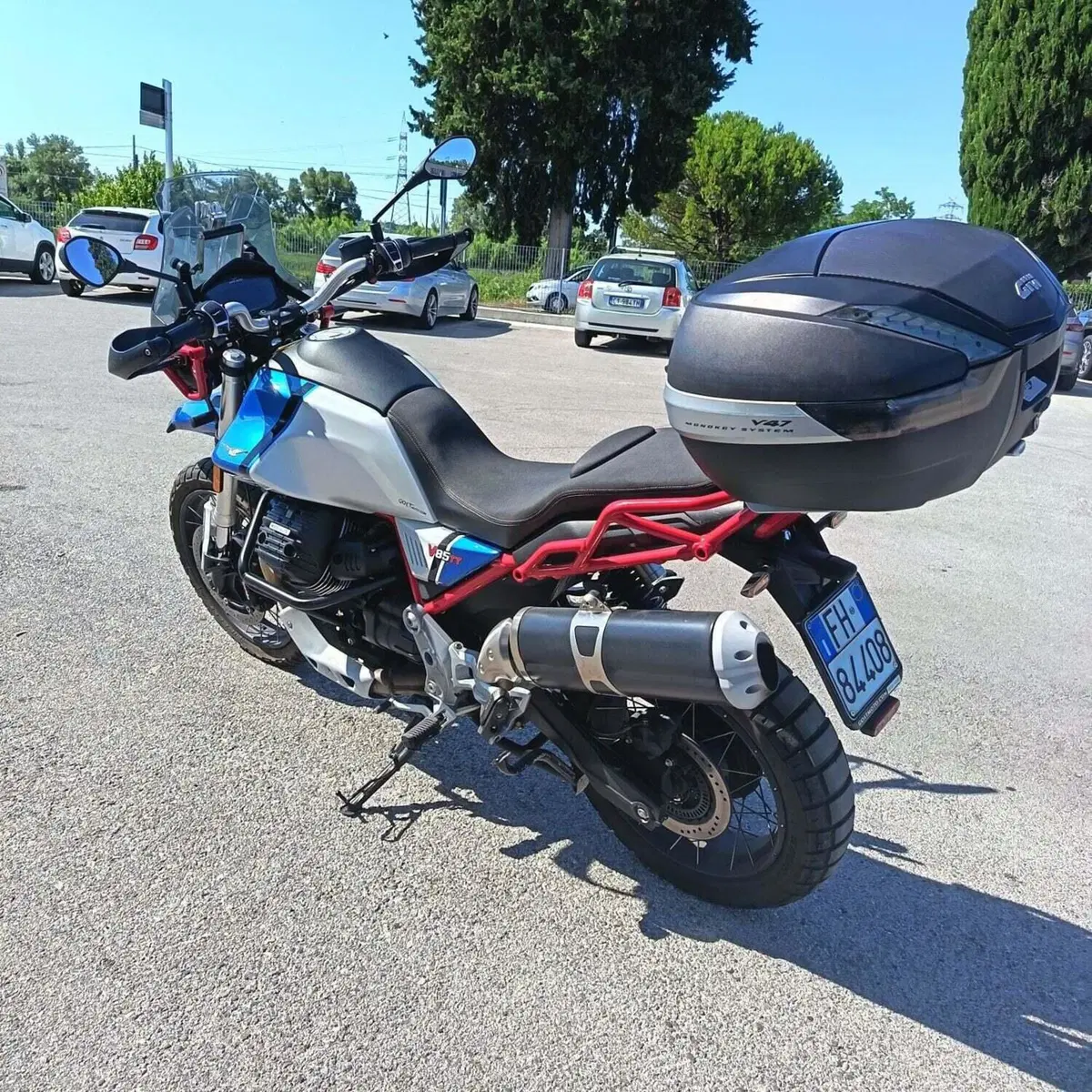 Moto Guzzi V85 TT (2024 - 26) (6)
