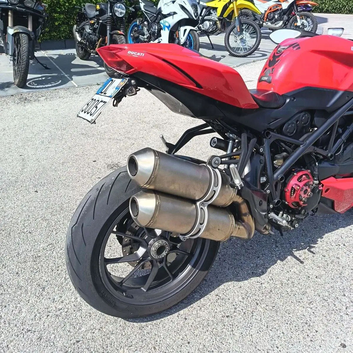 Ducati Streetfighter (2009 - 12) (9)
