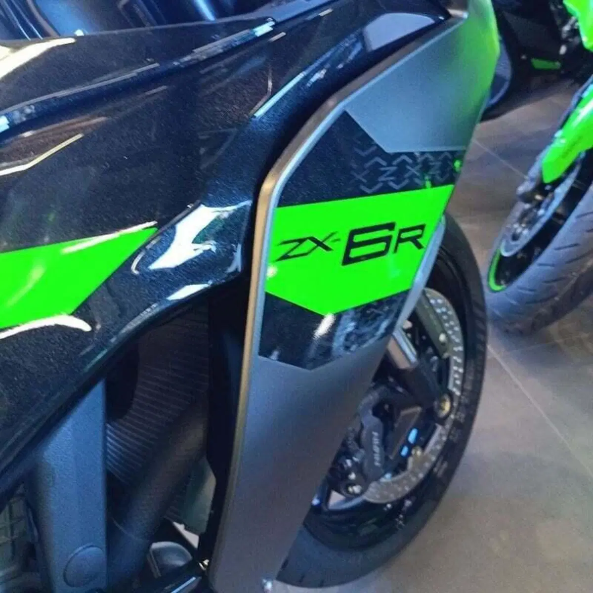Kawasaki Ninja 636 ZX-6R (2024 - 26) (7)