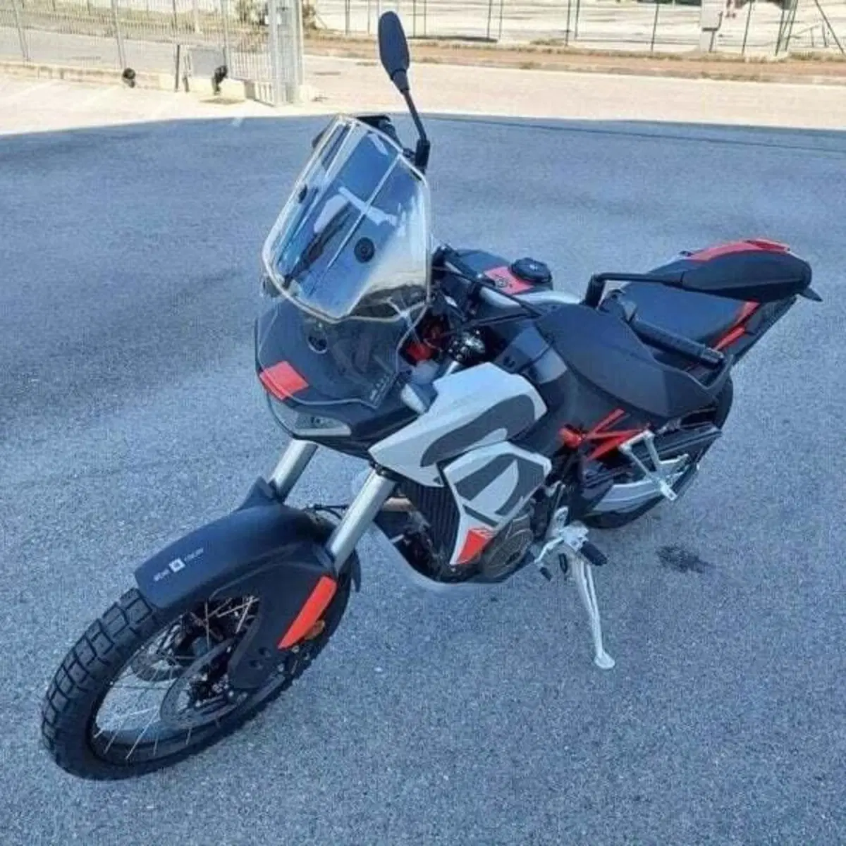 Aprilia Tuareg 660 (2025 - 26) (7)