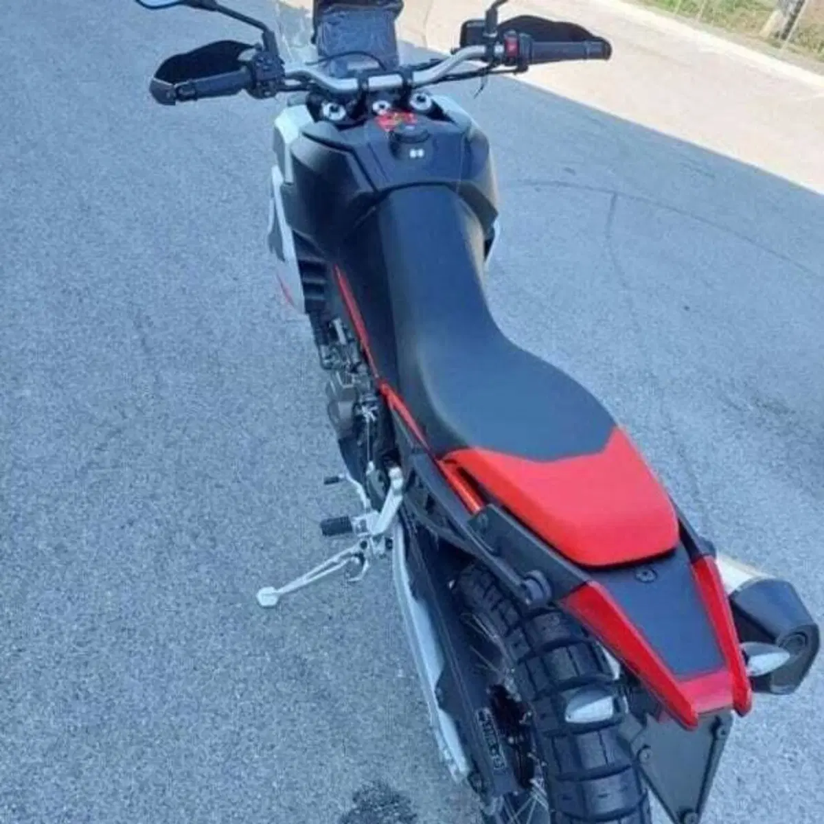 Aprilia Tuareg 660 (2025 - 26) (9)
