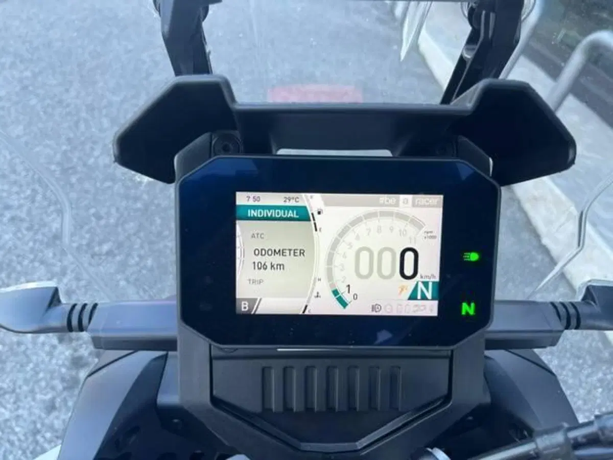 Aprilia Tuareg 660 (2025 - 26) (3)