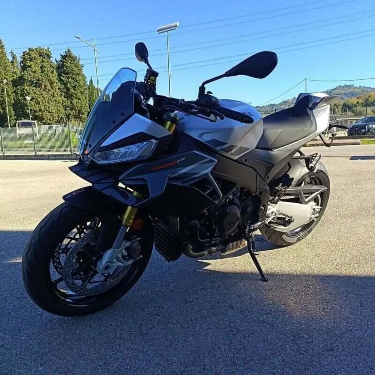 Aprilia Tuono V4 (2025 - 26) (7)