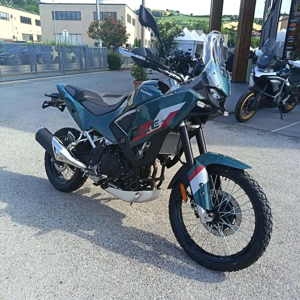 Kawasaki KLE 500 SE (2026) (5)