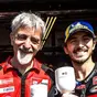 ESCLUSIVO - Gigi Dall'Igna e Pecco Bagnaia, il momento dell'addio: Ci siamo cercati. Marc Márquez star, però modesta [VIDEO]