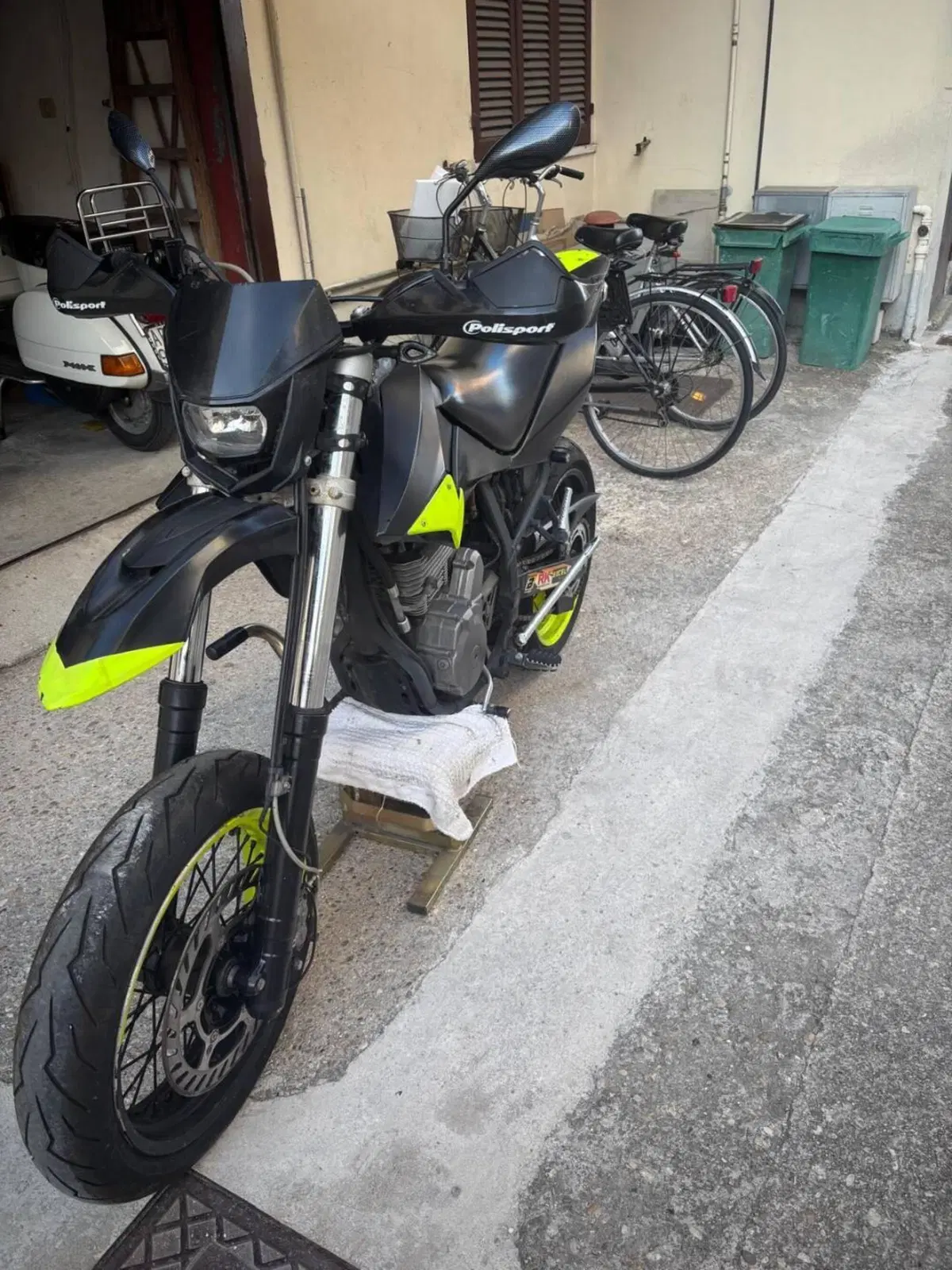 Betamotor Motard 4.0 M4 (2011 - 16) (2)