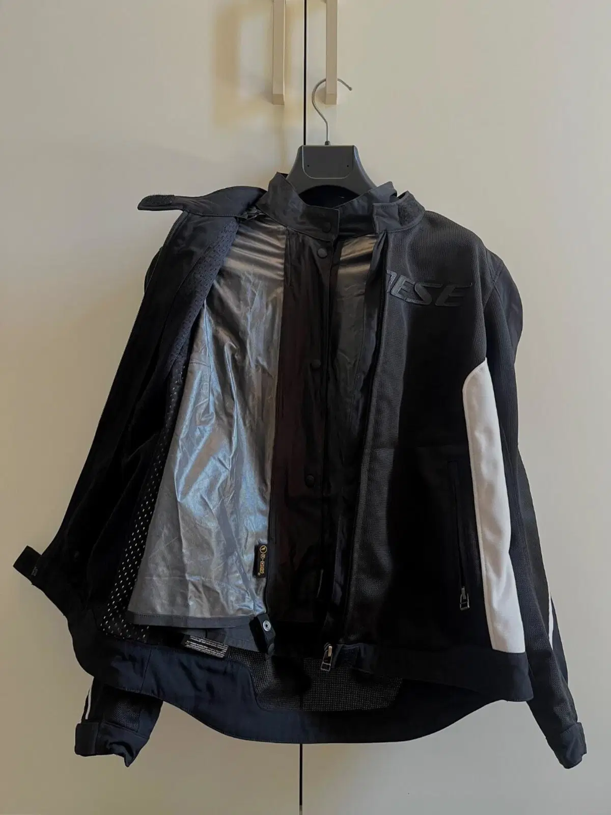 Giacca Dainese con protezione (4)