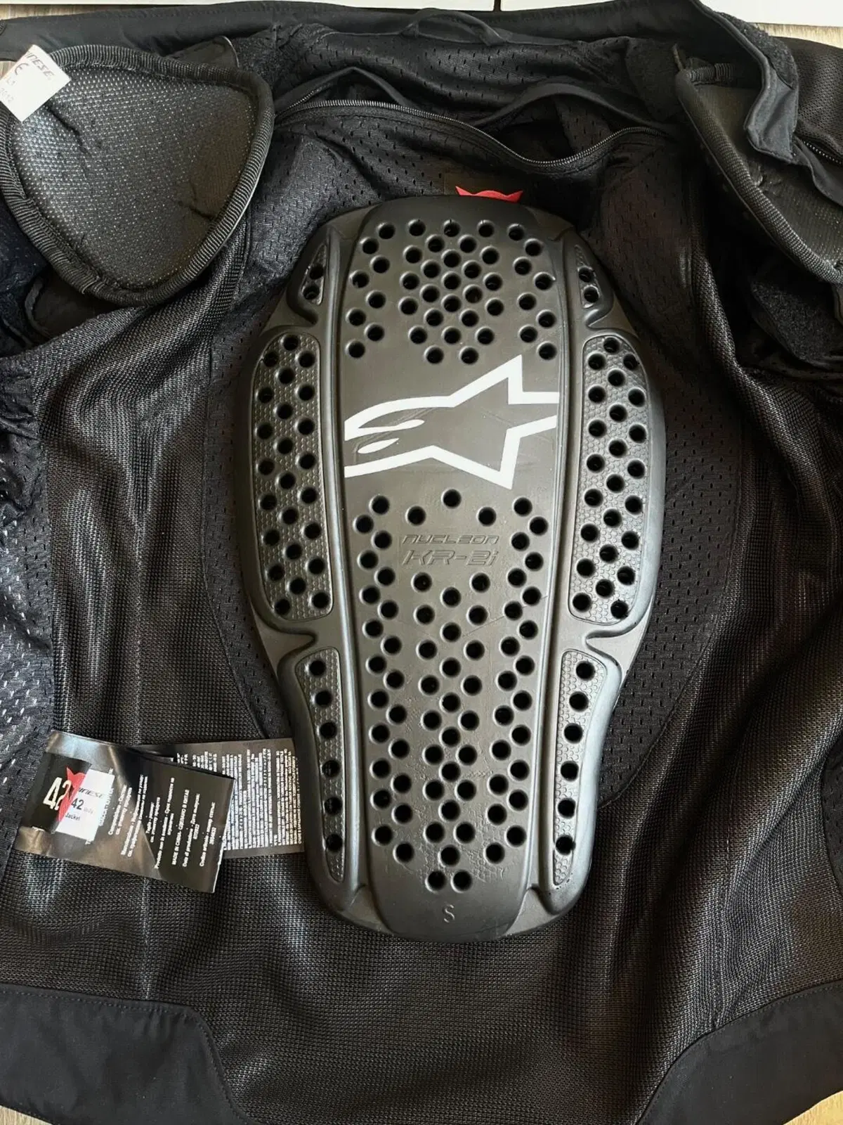 Giacca Dainese con protezione (9)