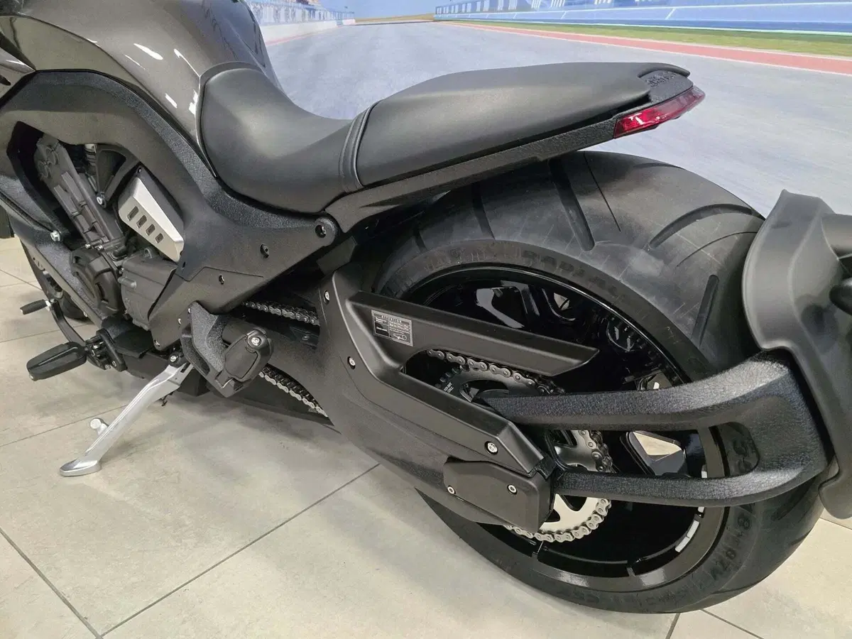 Benda Motorcycles LFC 700 Pro (2026) (5)