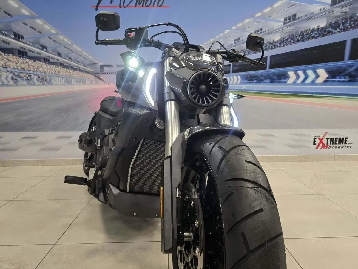 Benda Motorcycles LFC 700 Pro (2026) (15)