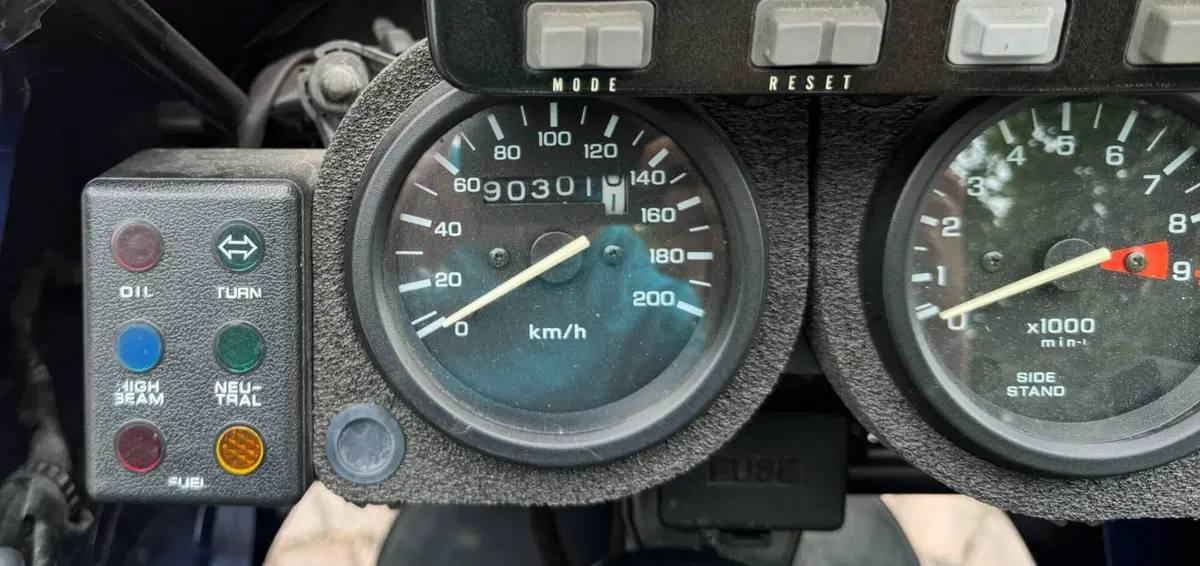 Honda XRV750 RD04 (12)