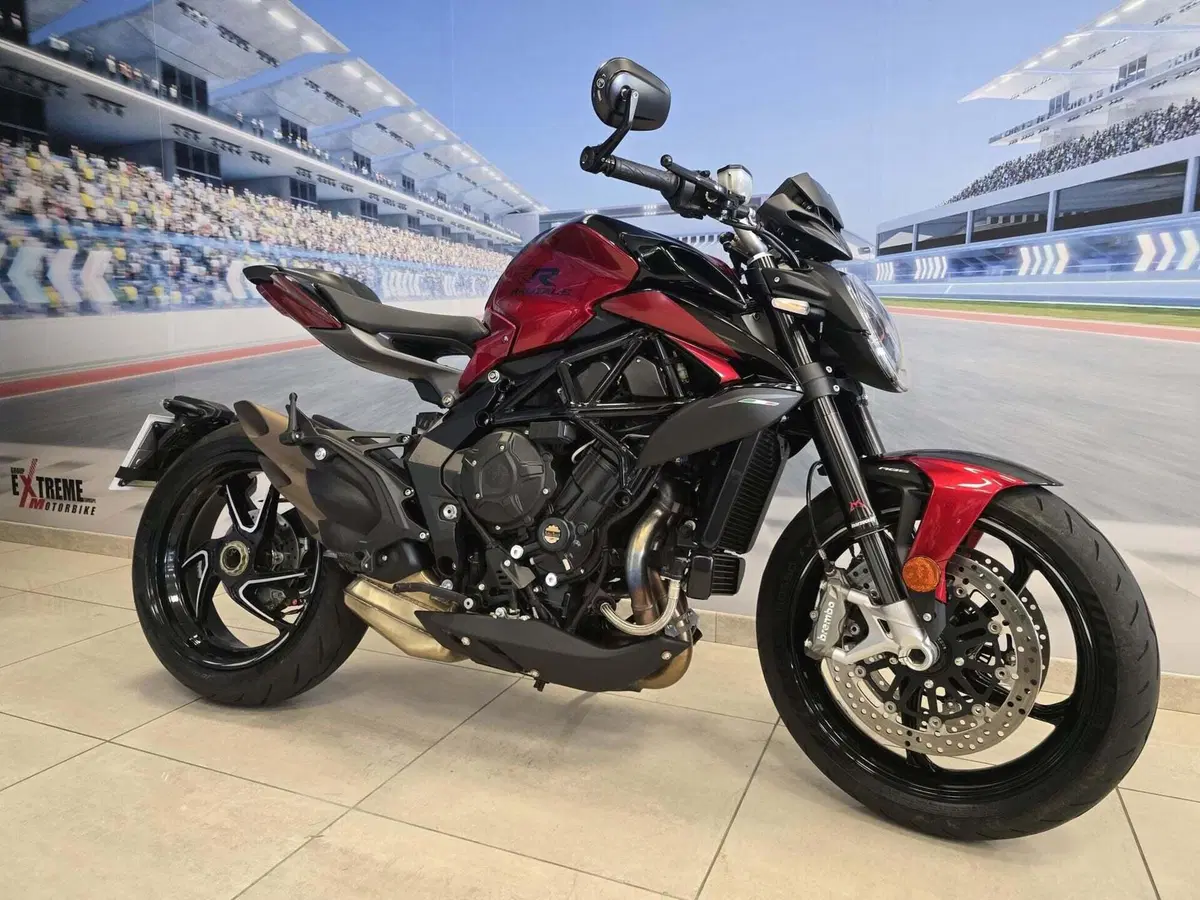 MV Agusta Brutale 800 RR (2021 - 25) (2)
