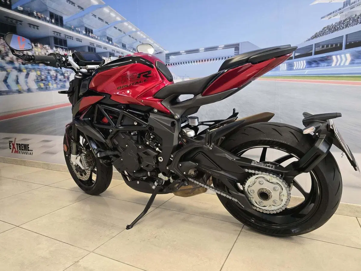 MV Agusta Brutale 800 RR (2021 - 25) (5)