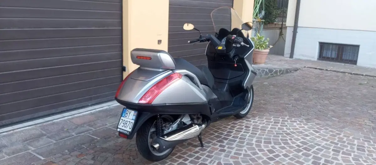 Aprilia Atlantic 500 (2003 - 04) (10)
