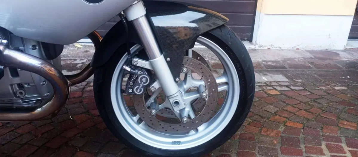 Bmw R 1100 S (4)