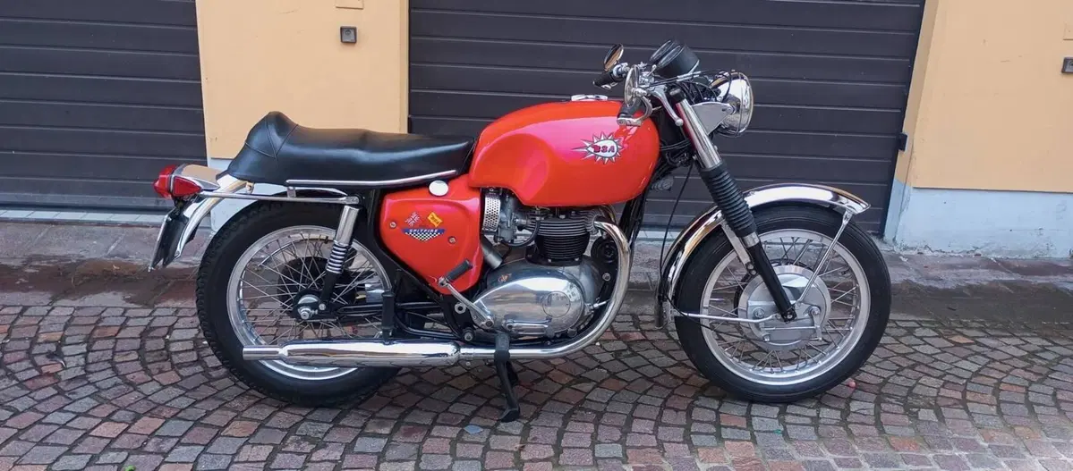 Bsa 650 SPITFIRE