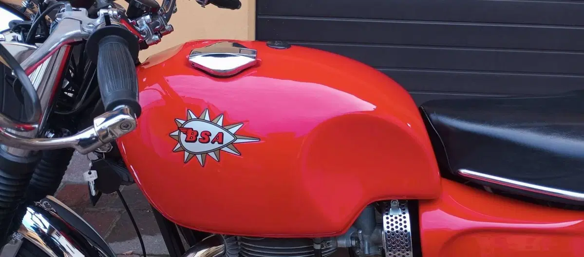 Bsa 650 SPITFIRE (11)