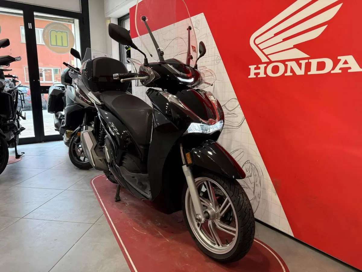 Honda SH 350 (2021 - 24) (4)