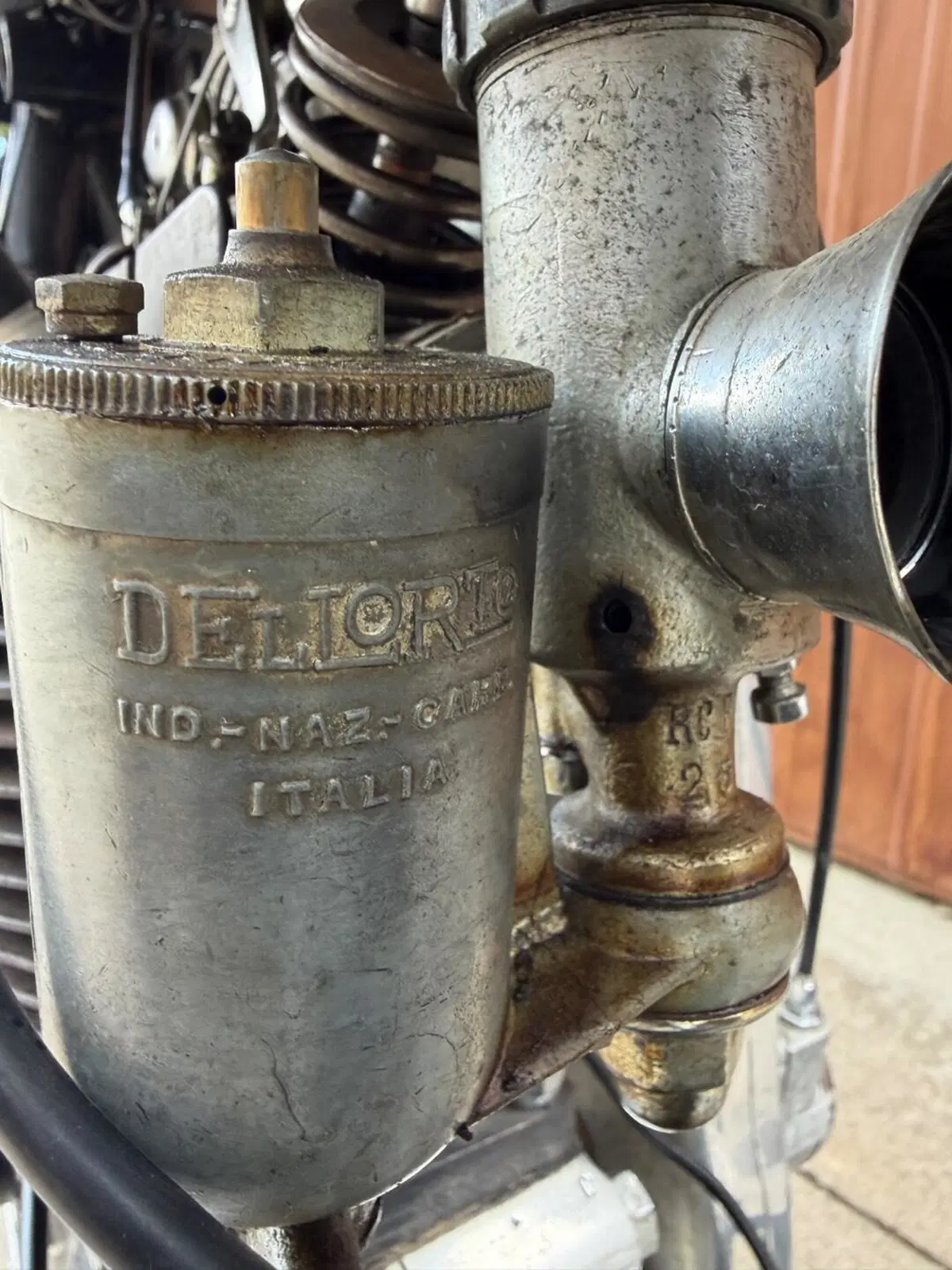 Benelli 500 4 TN (6)