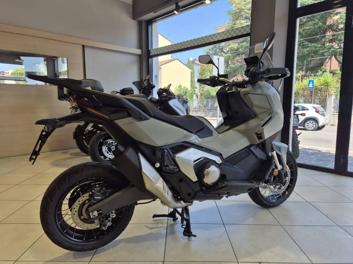 Honda X-ADV 750 (2025 - 26) (3)