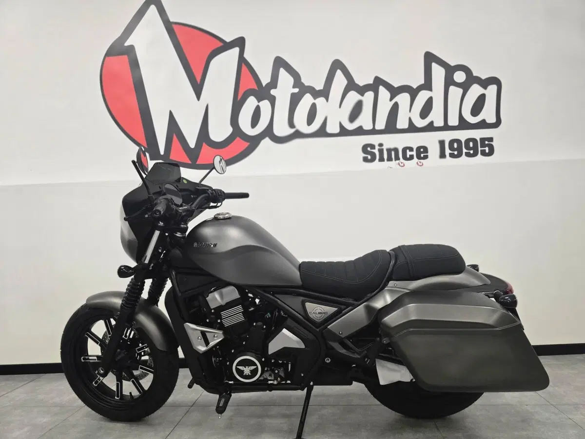 Moto Morini Calibro Bagger (2024 - 26) (2)