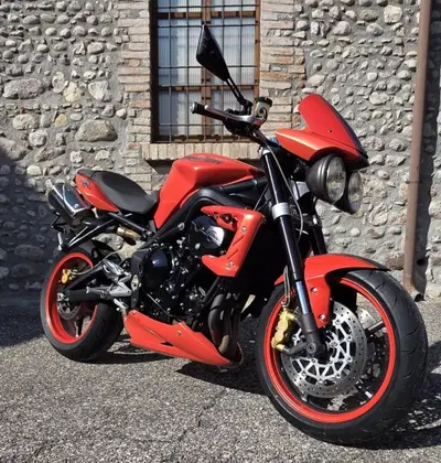 Triumph Street Triple R (2009 - 12) usata