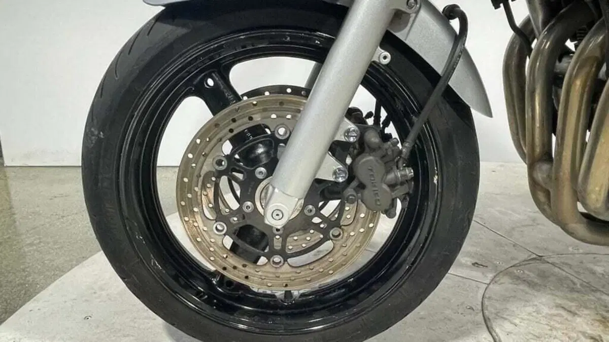 Suzuki GSF 650 Bandit (2005 - 06) (6)