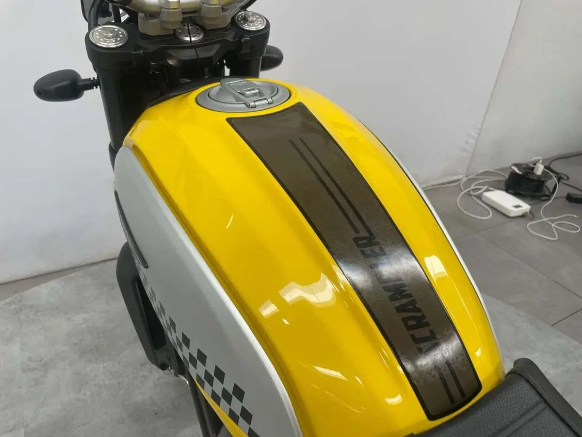 Ducati Scrambler 800 Classic (2017 - 18) (3)