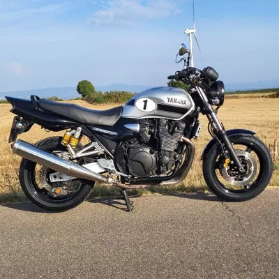 Yamaha XJR 1300 (2006 - 14) usata