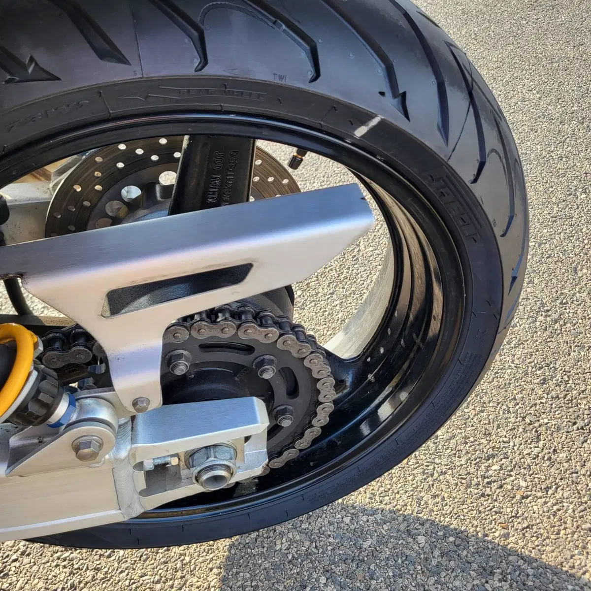 Yamaha XJR 1300 (2006 - 14) (4)