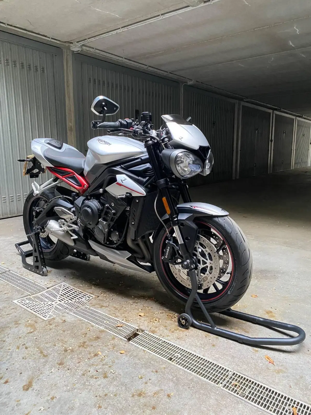 Triumph Street Triple R (2017 - 20)